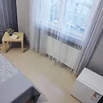 Old Town Bucharest- Shared Проживання в сім'ї *