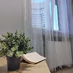 Проживання в сім'ї Old Town Bucharest- Shared *