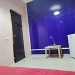 Old Town Bucharest- Shared Проживання в сім'ї Бухарест