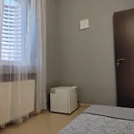 Old Town Bucharest- Shared Проживання в сім'ї Бухарест