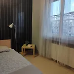 Old Town Bucharest- Shared Проживання в сім'ї