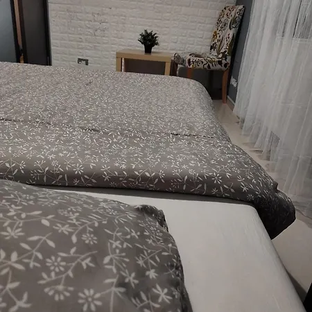 Old Town Bucharest- Shared Homestay Bucharest