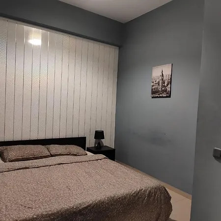 Old Town Bucharest- Shared Bucureşti