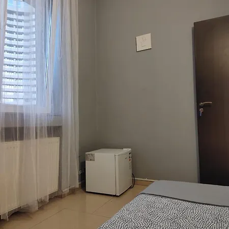 Old Town Bucharest- Shared Проживание в семье Бухарест